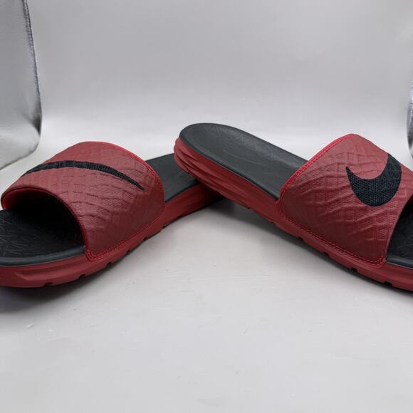 Nike Benassi Solarsoft Slide Sandals Shoes Mens Size 8 University Red 705474-600 main image 4